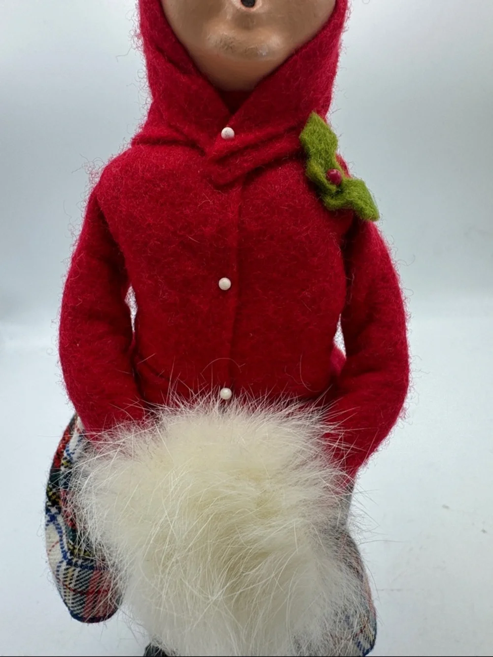 Byers choice Victorian Caroler Girl